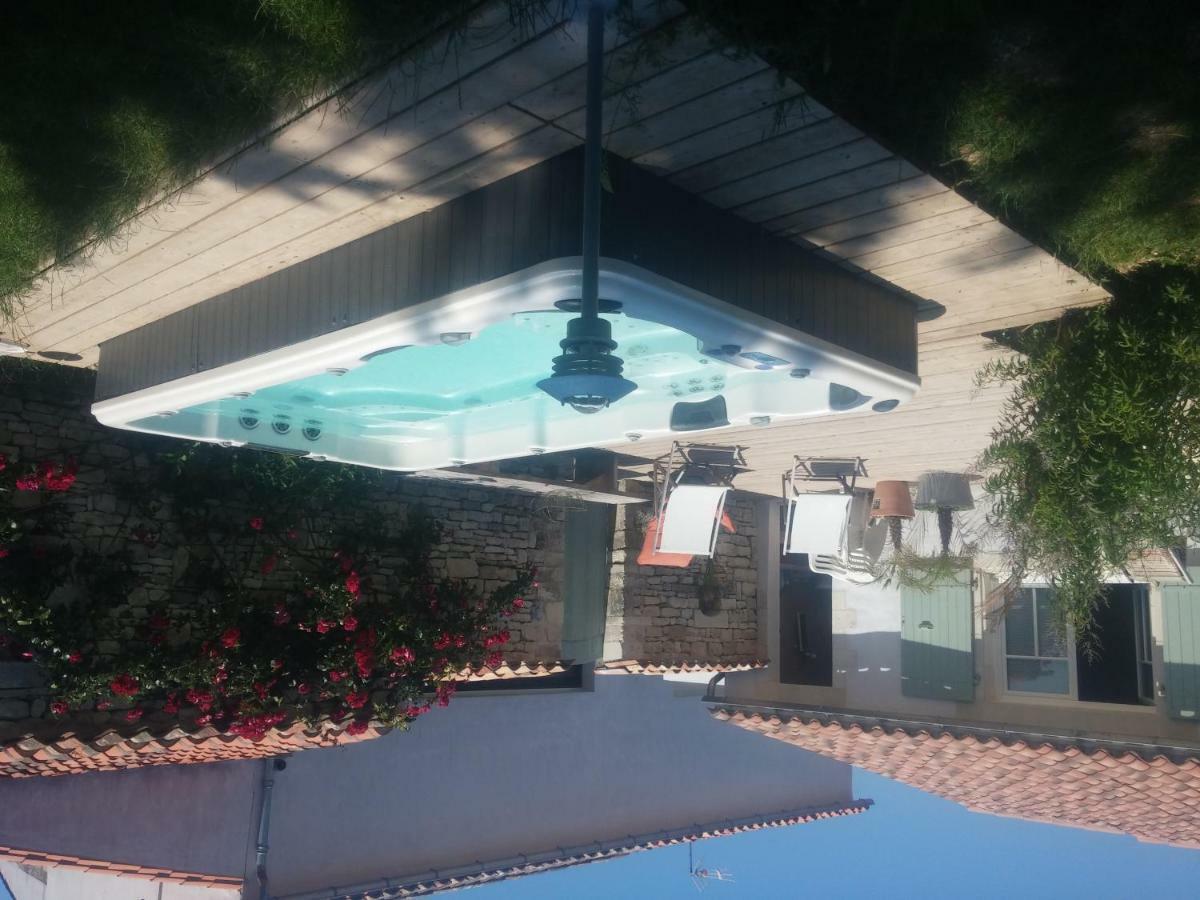 מלון Saint-Martin-de-Ré L'Ile De Re Les Trois Moulins מראה חיצוני תמונה